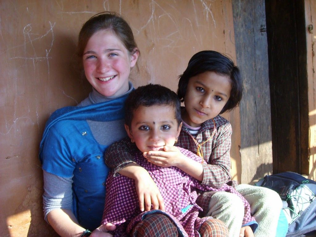Moa gjorde en volontärresa till Nepal och baserade sitt gymnasieprojekt på sina upplevelser där! Volontärarbeta som gymnasieprojekt